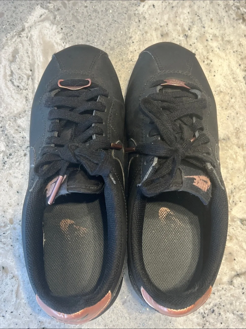 Nike Classic Cortez Bronze Heel Black Leather Sneakers Size 6.5 Like new